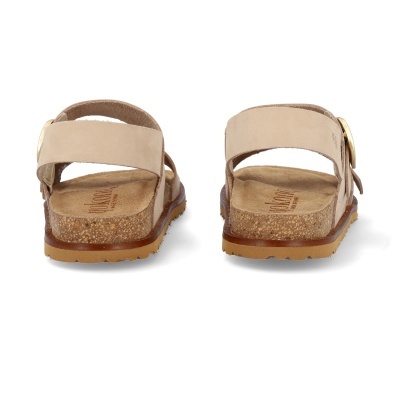Sandálias bege com sola de cortiça e fivela dourada vista de trás