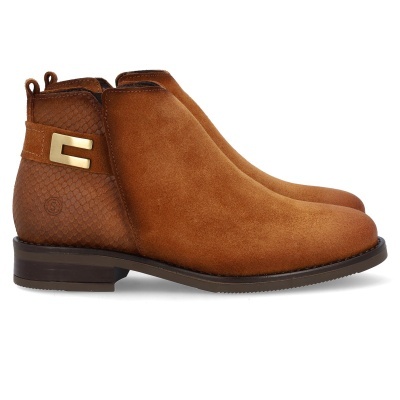 Botas castanhas em camurça com detalhe em padrão de pele de cobra e fivela dourada