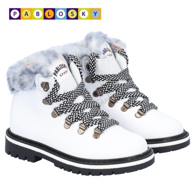 Botas brancas de inverno Pablosky com pelo cinzento e atacadores bicolores