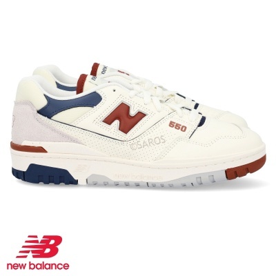 Ténis New Balance 550 branco com detalhes vermelhos e azuis