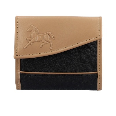 Carteira bicolor bege e preta com relevo de cavalo