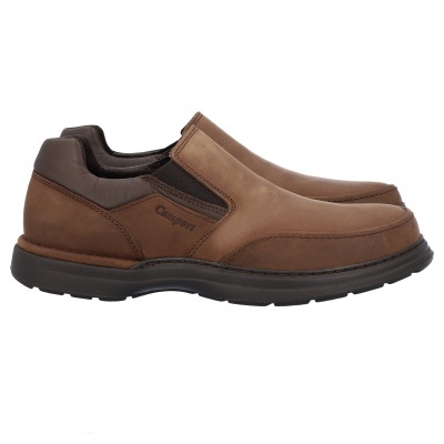 Sapatos marrons em pele com sola preta e marca Camport