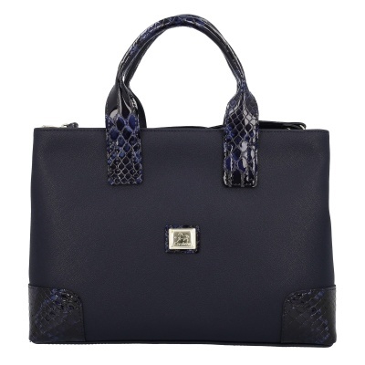 Mala de mão preta com detalhes azuis em padrão pele de cobra