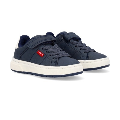 Sapatilhas Levi's azuis com sola branca e etiqueta vermelha