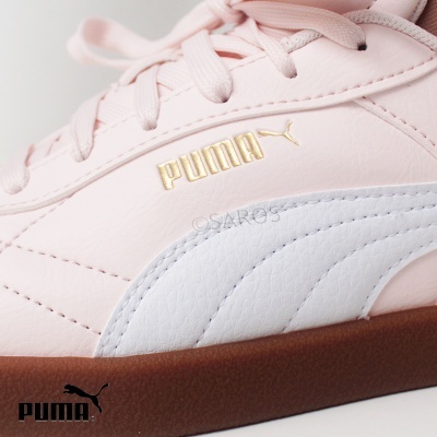 Tênis Puma rosa claro com detalhe branco e sola castanha