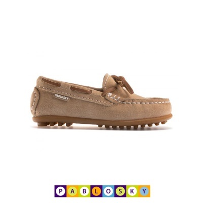 Mocassim masculino camurça bege com detalhes em branco e sola castanha