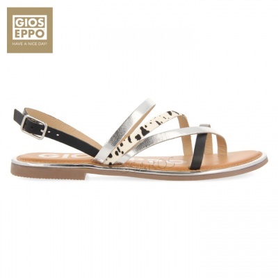 Sandália rasa GIOS EPPO com tiras finas preto, prata e animal print