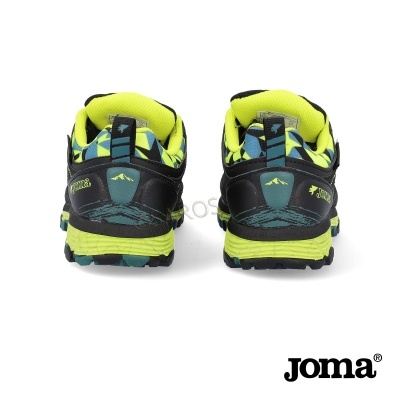 Ténis desportivos Joma pretos e verdes vistos de trás