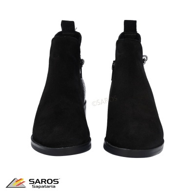 Botas pretas de cano alto em camurça com sola preta