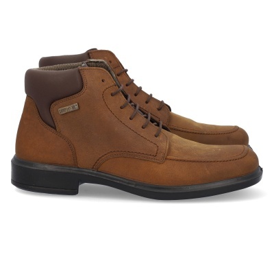 Botas castanhas com cadarços e sola preta