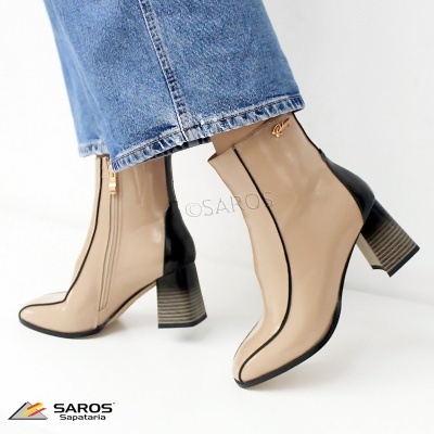 Botins de senhora bege e preto em pele verniz com salto médio