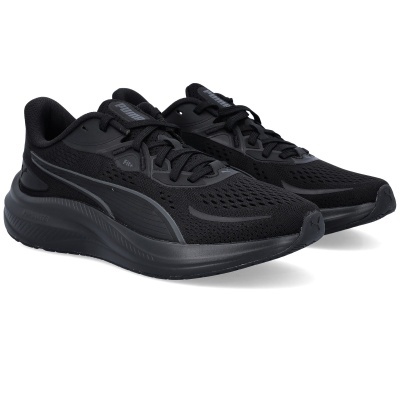 Sapatilhas desportivas PUMA pretas com sola grossa e detalhes cinza