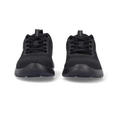 sapatilhas pretas Skechers com atacadores e sola preta