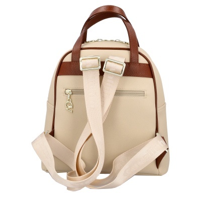 Mochila pequena bege com detalhes castanhos e alças creme