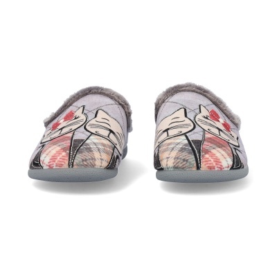 Chinelos cinzentos com gatos estampados e interior peludo castanho claro