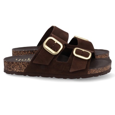 Sandálias castanhas de camurça com fivelas douradas e sola de cortiça