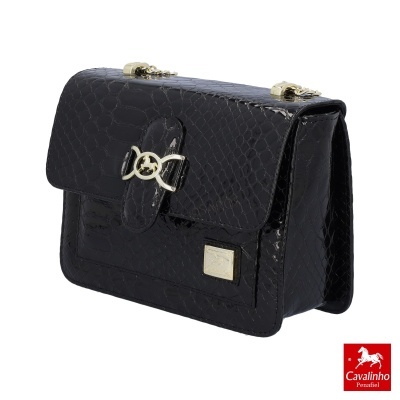 Bolsa preta com textura e detalhe dourado Cavalinho Penafiel
