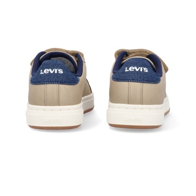 Sapatilhas Levis bege com detalhes azuis vistas de trás