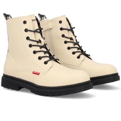 Botas creme com atacadores pretos e etiqueta Levi's vermelha