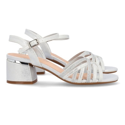 Sandálias femininas prateadas com salto quadrado e tiras finas entrelaçadas