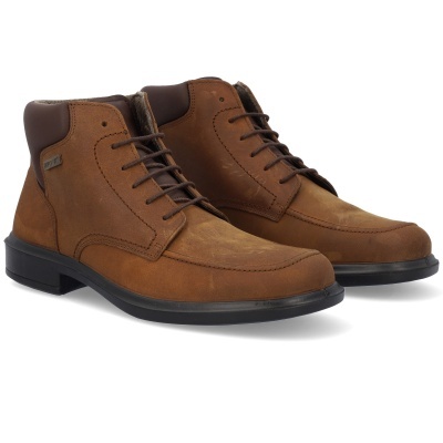 Botas castanhas em camurça com atacadores castanhos e selo metálico Comfort