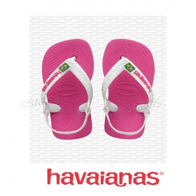 Chinelos Havaianas rosa com tiras brancas e bandeira do Brasil