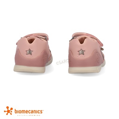 Sapatilhas infantis rosa com sola branca e estrela prateada