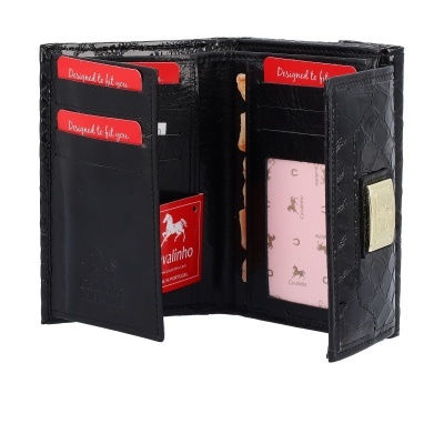 Carteira preta de couro com textura e múltiplos compartimentos aberta