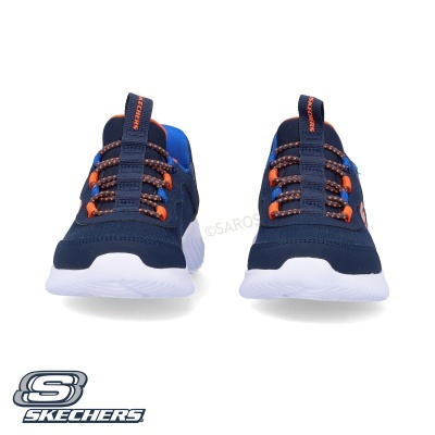 Sapatilhas SKECHERS azuis escuras com detalhes laranja e sola branca vistas de frente