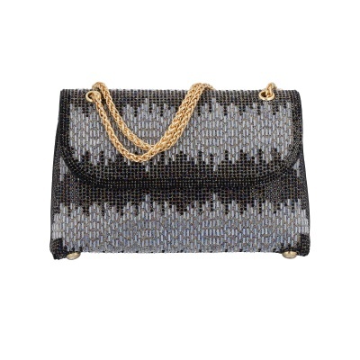 Mala de ombro feminina cinzenta e preta com alças douradas em corrente