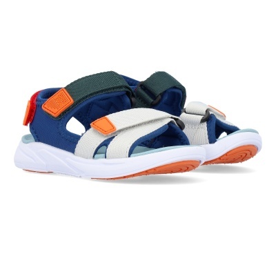 Sandálias desportivas azuis, brancas e pretas com detalhes laranja e sola branca e laranja