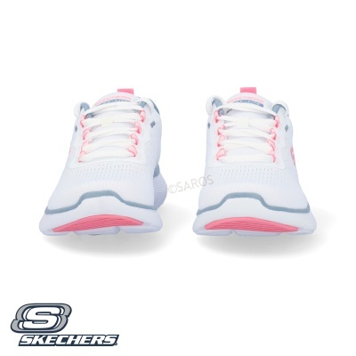 Sapatilhas Skechers brancas com detalhes cor-de-rosa e cinzentos em fundo branco