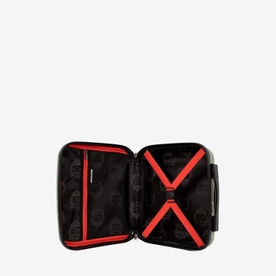 Interior de mala de viagem preta com forro preto estampado e cintas elásticas vermelhas