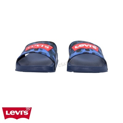 Chinelos Levi's camuflados azul e preto com logo vermelho