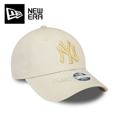 Boné branco New York Yankees bordado em bege com etiqueta 9FORTY