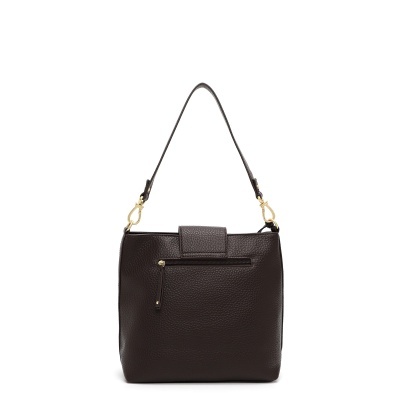 Mala de senhora em pele castanha escura com bolso exterior e alça dourada