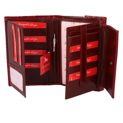 Carteira vermelha em pele genuína com vários compartimentos para cartões e notas aberta