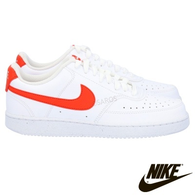 Sapatilhas Nike Air Force 1 brancas com swoosh vermelho
