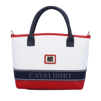 Mala de mão tricolor com alças azuis e decoração vermelha e branca