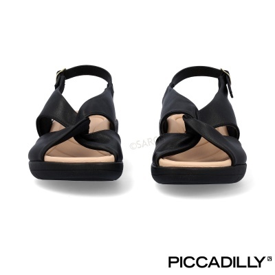 Sandálias pretas com tiras cruzadas e sola preta