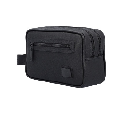 Necessaire preta de material sintético com zíperes e alça lateral
