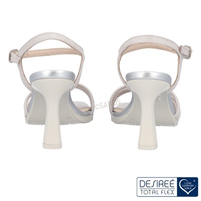 Sandálias femininas bege claro com salto médio e tiras finas