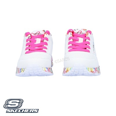 Sapatilhas Skechers brancas com atacadores cor-de-rosa e sola colorida