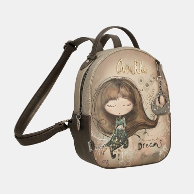 Mochila pequena bege e castanho com estampa de personagem AnMe e frase Dreams