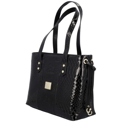 Mala de senhora preta com textura brilhante e alças finas