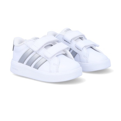 Sapatilhas infantis Adidas brancas com riscas prateadas e fecho de velcro