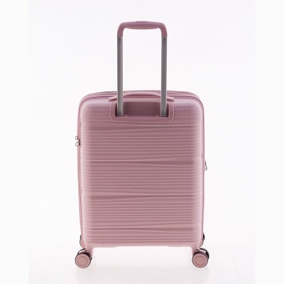 Mala de viagem rígida rosa com linhas horizontais e quatro rodas