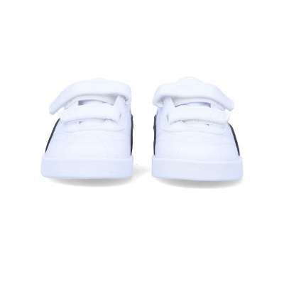 Par de sapatilhas brancas para criança com fecho em velcro e detalhes pretos