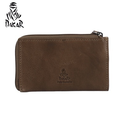 Carteira castanha em pele genuína com fecho