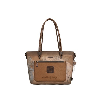 Mala de ombro castanha com padrão floral e bolsos frontais